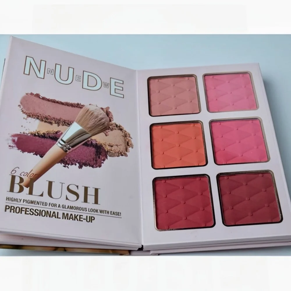 Uratum Beauty Make-Up Collection NWOT - Picture 12 of 16